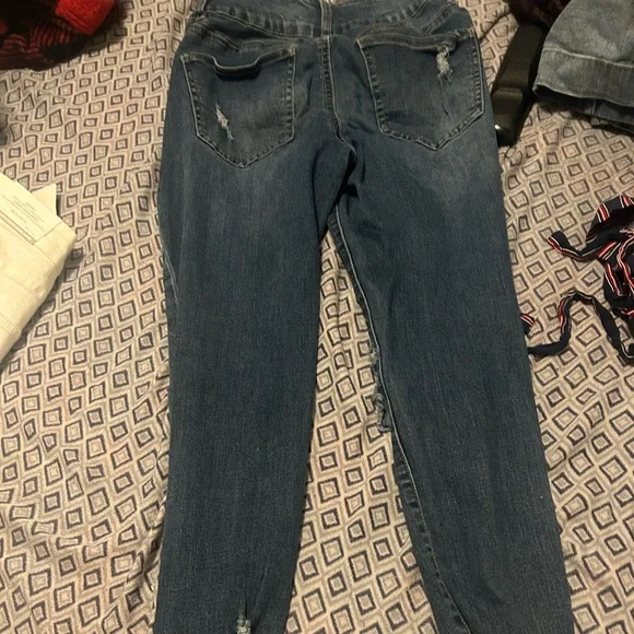 Jean Pants With Rips - Picture 2 of 2